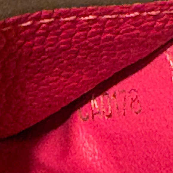 Louis Vuitton Red Empriente Leather Wallet 2018 Full Inclusion - Picture 9 of 9